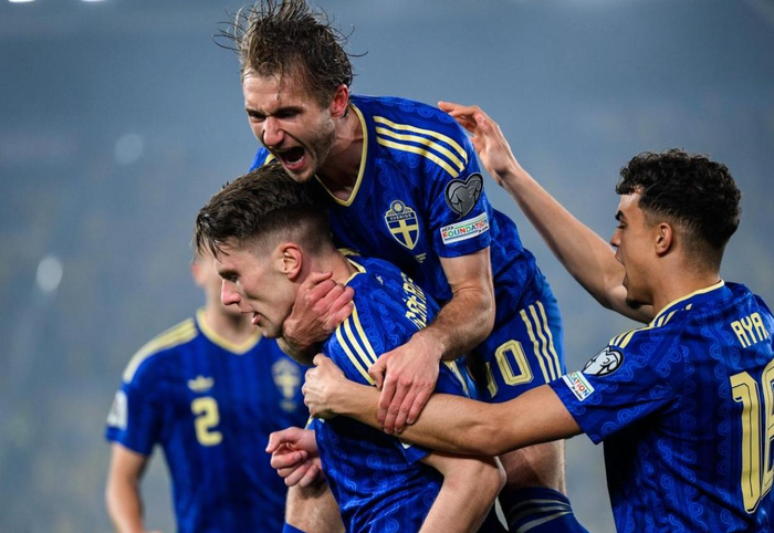 乌克兰惨败瑞典无缘世界杯，哲凯赖什三度建功